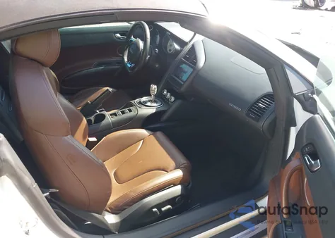 2011 Audi R8 5.2 from USA, damaged, VIN WUAVNAFG2BN001984